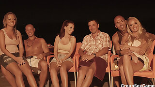 Love and Watercraft - Groupsexgames